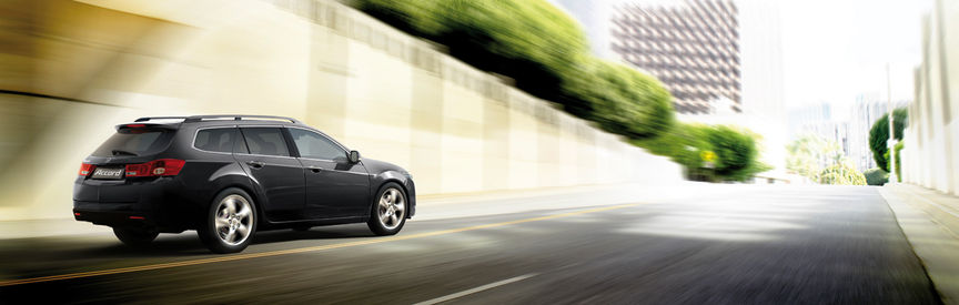 Kupując nową Hondę Accord Tourer (wersja benzyna 2013) - RABAT 17 000 PLN