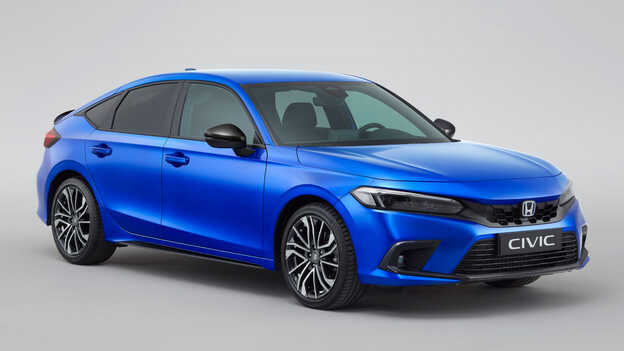 Honda Civic e:HEV z pakietem Carbon Style.