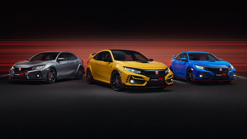 Zdjęcie trzech wersji Hondy Civic Type R