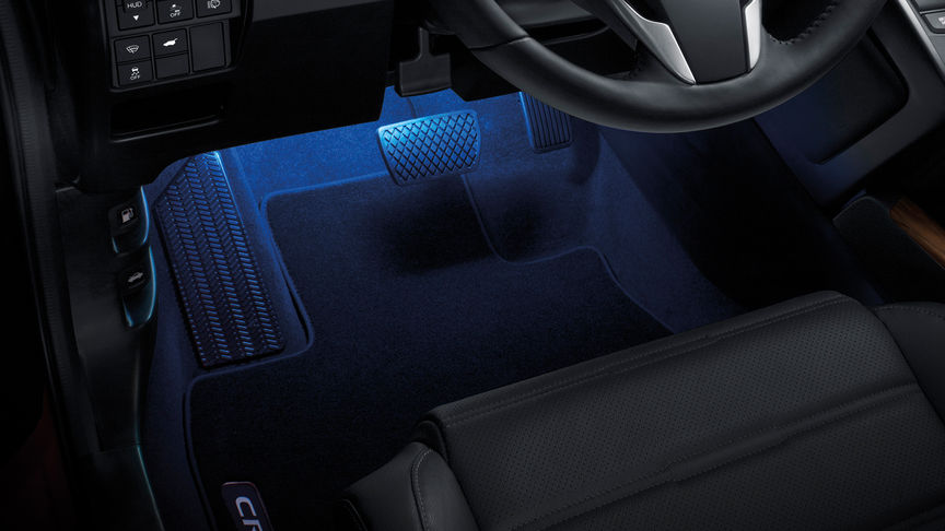 Honda CR-V — zbliżenie przedstawiające światła pakietu iluminacyjnego.