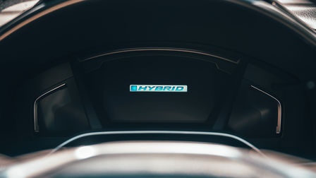 Zbliżenie przedstawiające napęd Hondy CR-V Hybrid.
