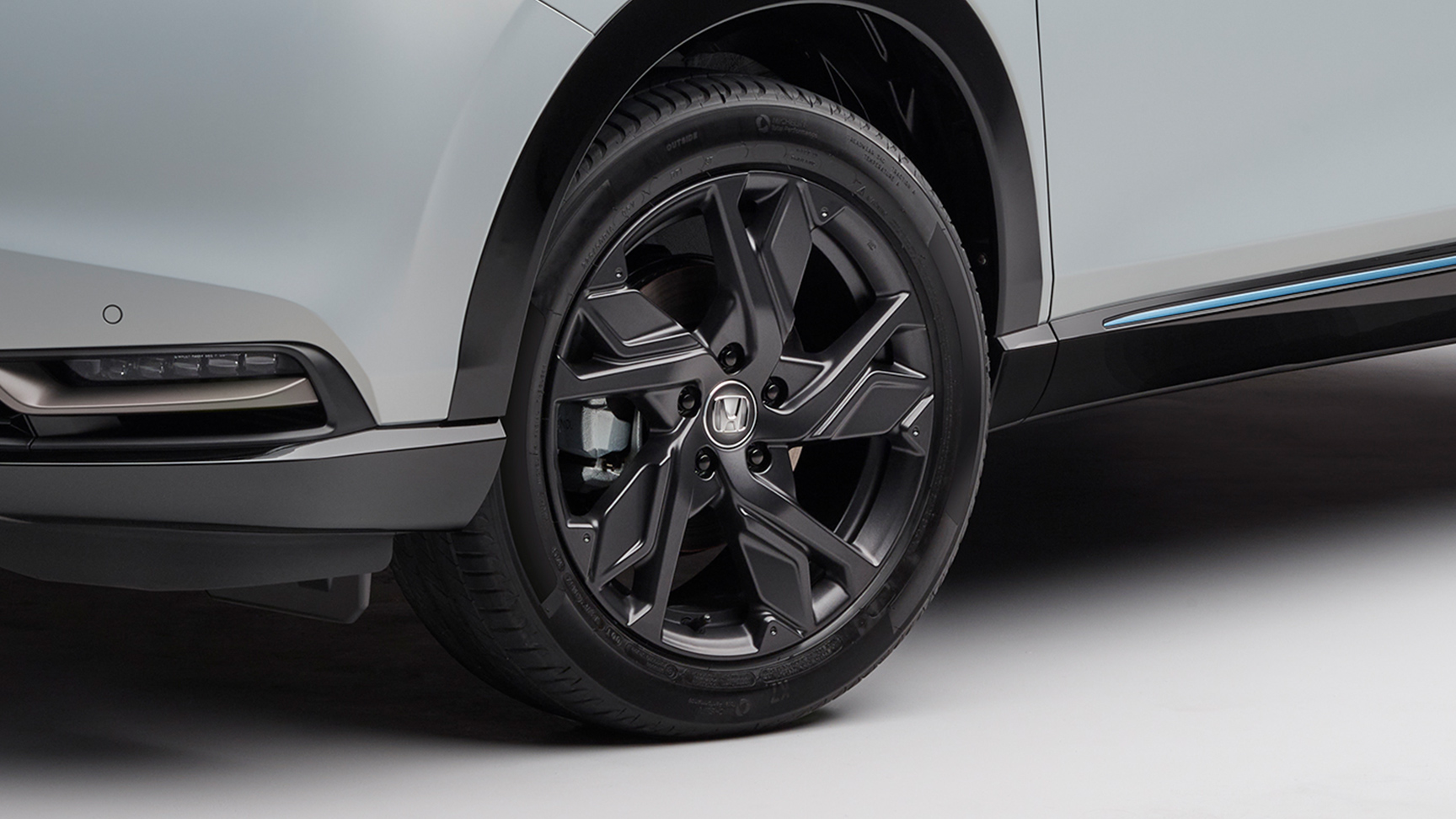 Zestaw 18-calowych felg aluminiowych HR1814