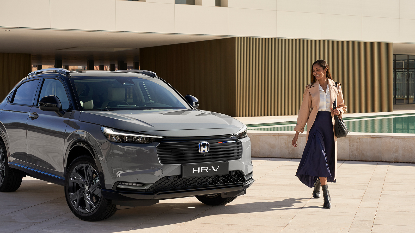 Honda HR-V Pakiet Black na podjeździe