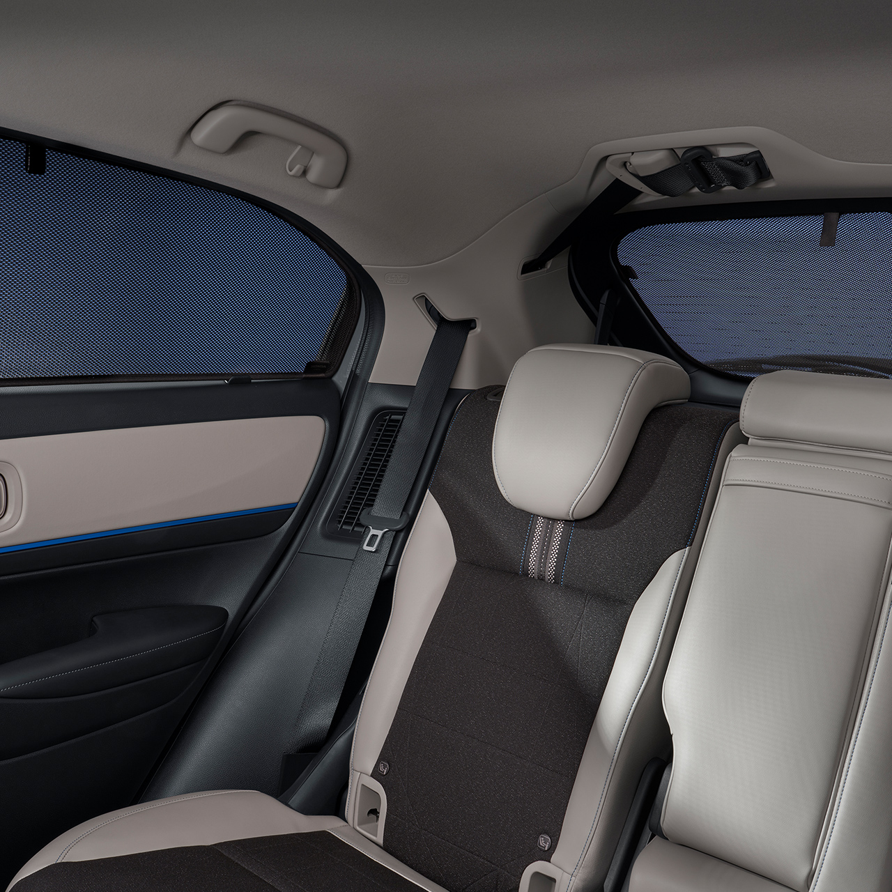 Honda HR-V - rolety przeciwsłoneczne 