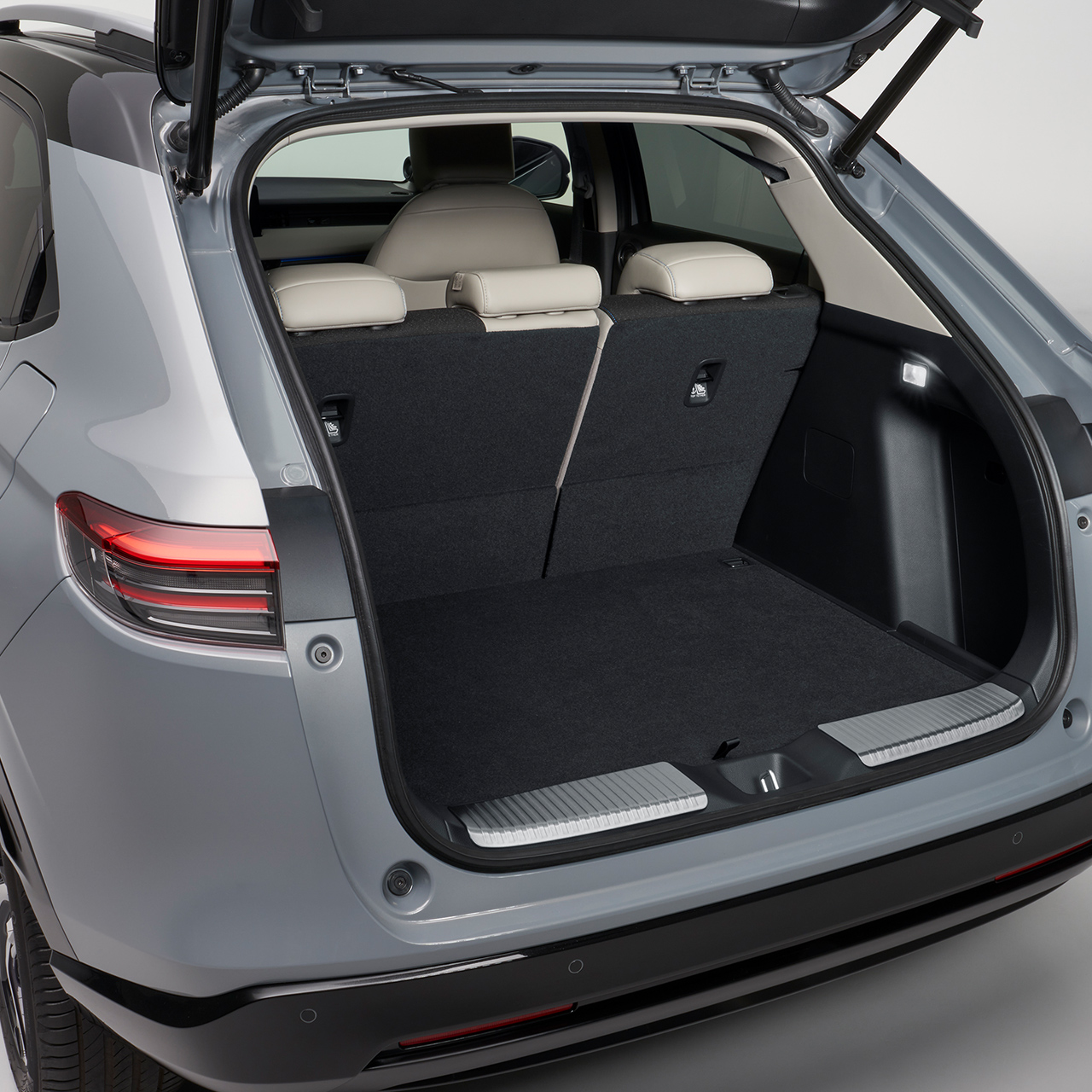 Honda HR-V Dekoracja progu bagażnika