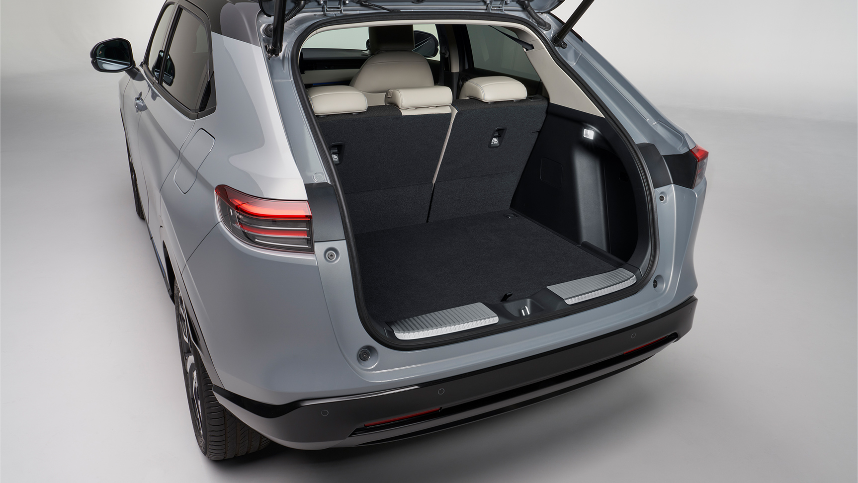 Honda HR-V Dekoracja progu bagażnika