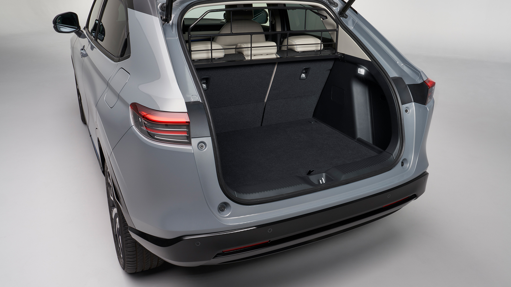 Honda HR-V z przegrodą dla psa