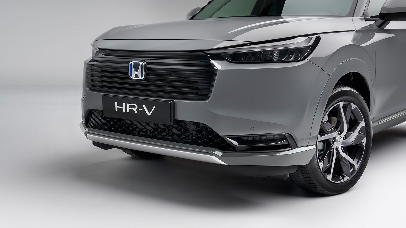 Honda HR-V Advance z jednolitą kolorystyką nadwozia