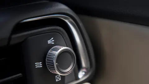 Zbliżenie systemu dyfuzji powietrza Hondy HR-V