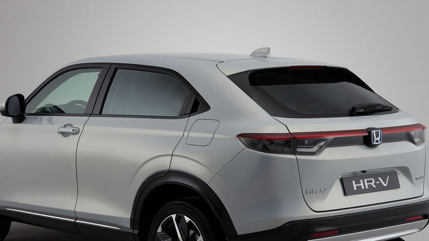 Honda HR-V Hybrid z przyciemnianymi szybami