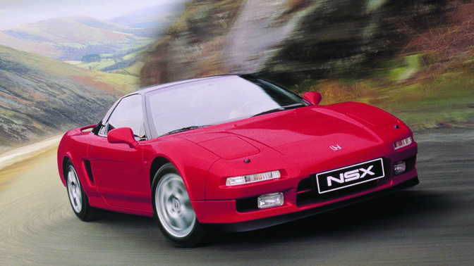 Honda NSX w plenerze górskim.