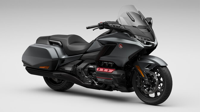 Honda Gold Wing w studio