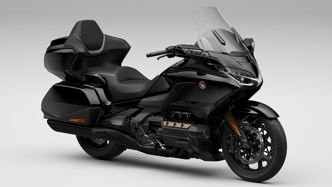 Honda Gold Wing Tour w studio