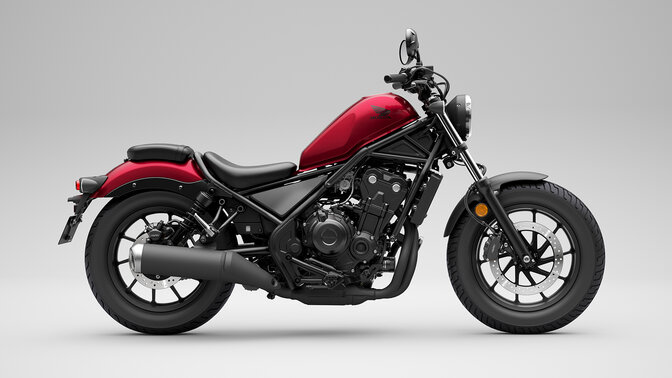 Honda CMX500 w studio
