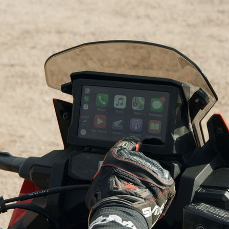 Honda Africa Twin Adventure Sports - zbliżenie na wyświetlacz TFT