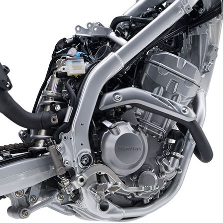 CRF250L - zbliżenie na silnik