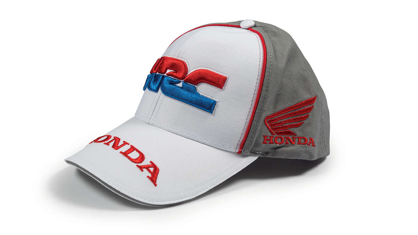 Czapka z daszkiem w barwach zespołu Honda HRC z logo Honda Racing Corporation.