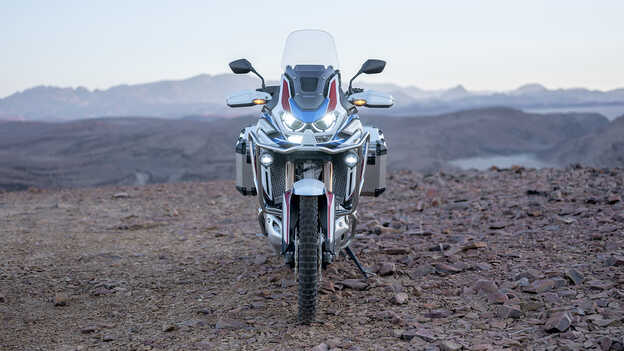 2020 - Światła doświetlające zakręty