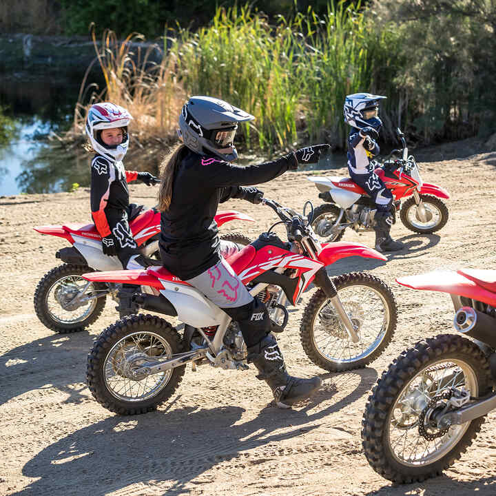 Gama modeli terenowych Honda CRF