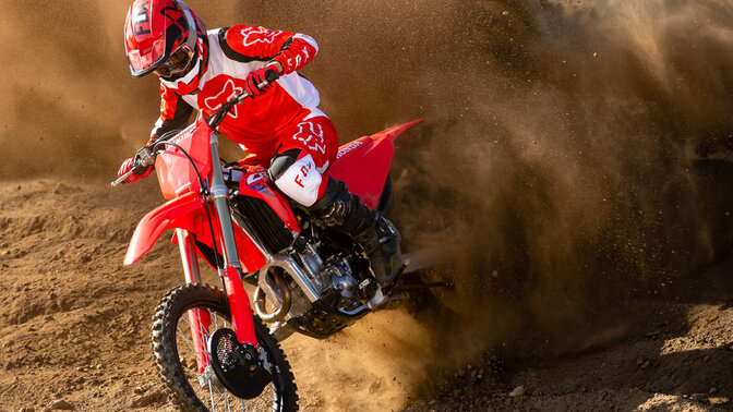 Honda – CRF250R – Przyspiesza rozwój całej klasy