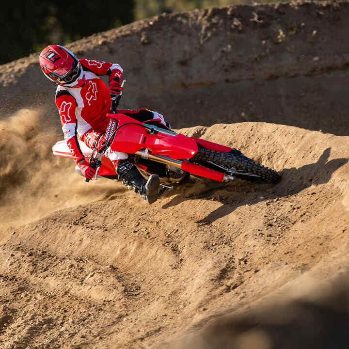 Honda – CRF250R – Nowoczesna maszyna do wygrywania