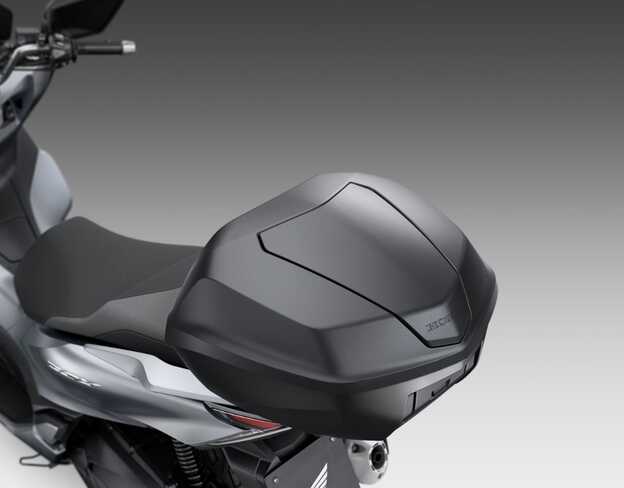 Honda PCX125 - PRAKTYCZNY GÓRNY KUFER O POJEMNOŚCI 35 L