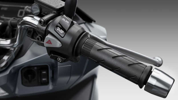 Honda PCX125 - Kilkupoziomowy system sterujący momentem obrotowym (Honda Selectable Torque Control – HSTC)