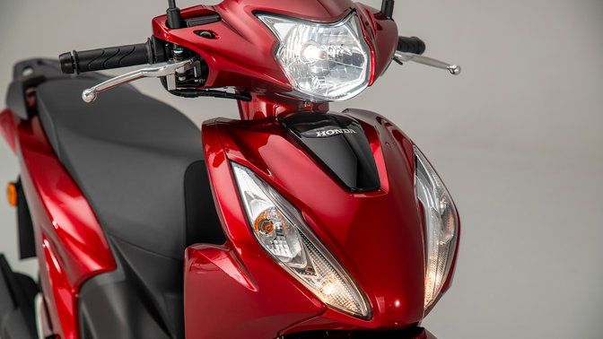 Honda Vision 110, naprzód przed siebie