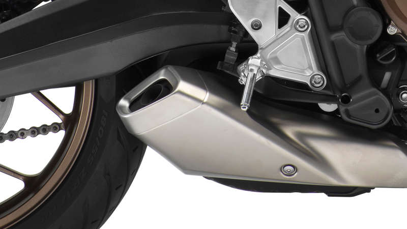 CB650R Neo Sports Café, zbliżenie na rurę wydechową, zdjęcie studyjne
