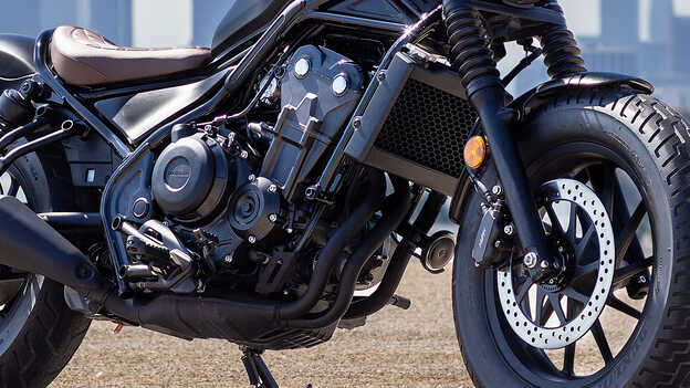 CMX500 Rebel - zbliżenie na silnik