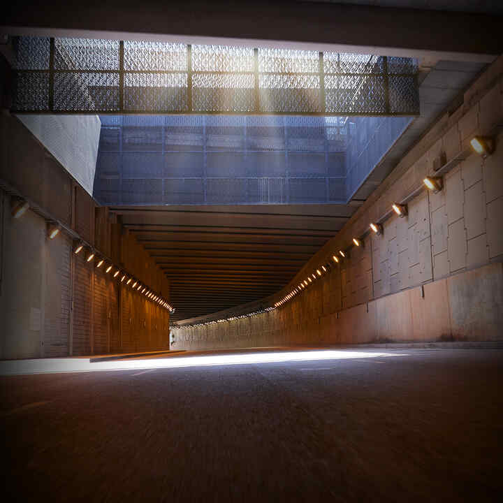 Zdjęcie Hondy w tunelu