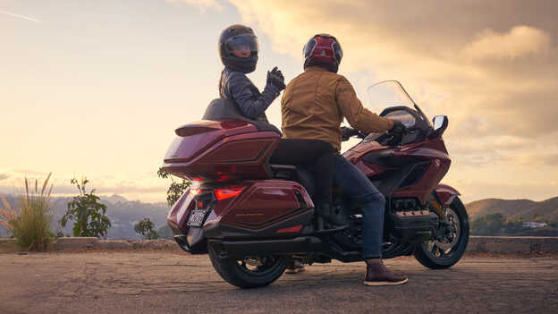 Honda GL1800 Gold Wing Tour - wygodna pozycja pasażera