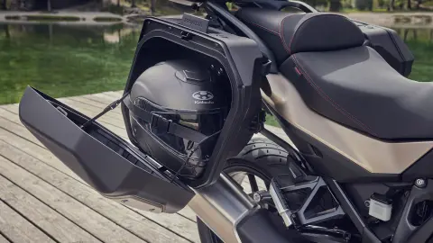NT1100 - kufry boczne